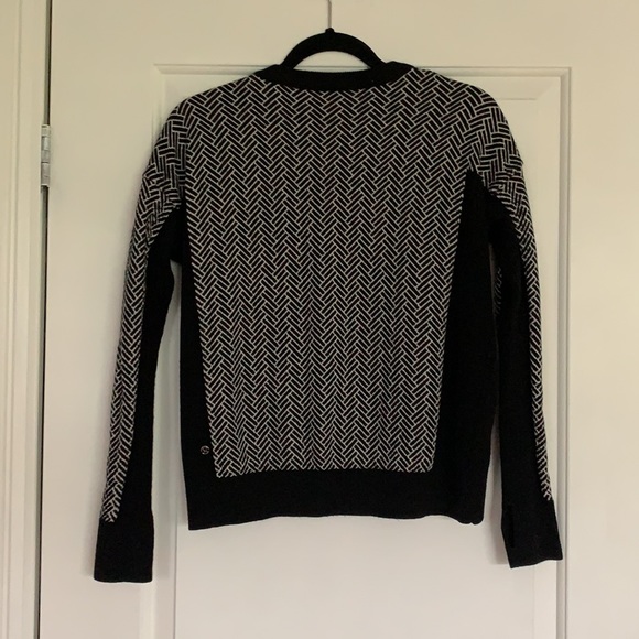Lululemon sweater - Picture 3 of 4